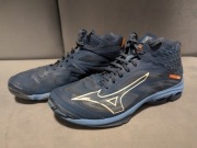 Mizuno Wawe Lightning Z7 mid