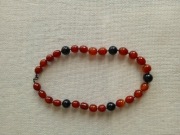 Naszyjnik z agatu miodowego i czarnego