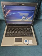 Asus F3U 15,4" | 120GB | Windows 7 Home Premium 