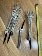 HUSHUI Halloween szkielet ręce, straszny ludzka ręka kość kość do wewnątrz