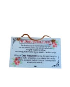 Drewniana tabliczka z napisem W dniu jubileuszu – życzenia dla pary