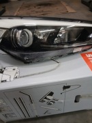 LAMPA PRAWA PRZÓD SOCZEWKA+DOŚWIETLANIE HYUNDAI TUCSON III
