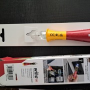 Bezdotykowy wskaźnik napięcia Wiha 43797