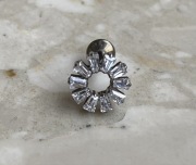 Kolczyk Labret Tytan z Cyrkoniami Koło Słońce Kwiatek ok. 8 mm, 6 mm (16G)