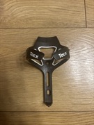 Koszyk na bidon TACX CIRO czarno-biały