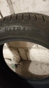 Goodyear ultra grip 215/55 r17 dot2616
