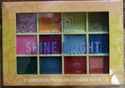 paleta 12 kremowych cieni do powiek z brokatem Fab Factory Shine Bright. 