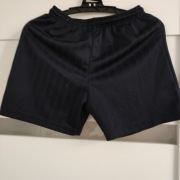 Bhs czarne elastyczne spodenki piłkarskie na wf 128