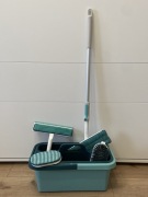 Zestaw do sprzątania IKEA PEPPRIG mop wiadro szczotka