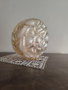 Zabytkowy szklany klosz do lampy plafonu, plafoniera z czasów PRL Vintage 