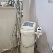 Urządzenie kosmetyczne do modelowania sylwetki 5w1