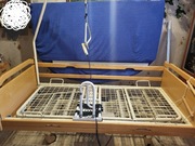 Łóżko rehabilitacyjne elektryczne z szafką 