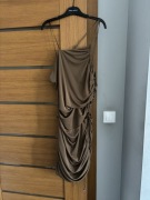 brązowa sukienka z wycięciami zara
