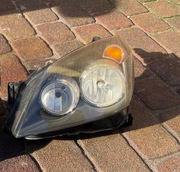 Lampa przednia Opel Astra III H lewa strona