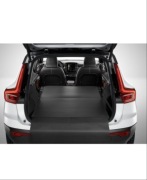 VOLVO XC40 – Ochronna mata załadunkowa do bagażnika (OE 31659022)