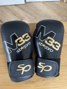 Rękawice bokserskie Starpro – czarne (Matt Black/Gold) 