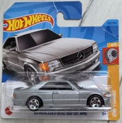 Hot Wheels 1:64 Mercedes-Benz 560