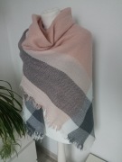 Tedi Lekka ciepła chusta szal apaszka 135x145cm