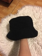 Czapka kapelusz Essentials czarna