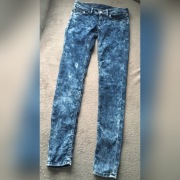 Jeansy H&M