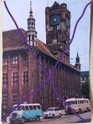 Toruń- Ratusz . Autobusy stare. Pocztówka z opisem. Polecam 