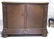 Komoda prawdziwa perełka dla miłośników stylu vintage i art deco