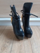 Czarne wysokie botki na szpilce 