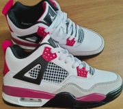 Nowe sneakersy Nike Air Jordan 4 Retro– dostępne rozmiary 36–41 