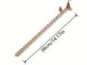 Drewniany kalendarz adwentowy, licznik. Mikołaj na schodach