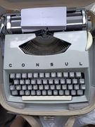 Stara maszyna do pisania w bdb stanie CONSUL