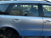 drzwi tył prawe mercedes w211 kombi c775