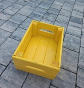 Skrzynka jasno żółta 