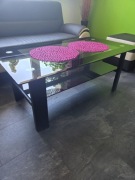 Stolik szklany z półką