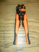 Ściągacz izolacji NEO TOOLS 01-540, uszkodzony 