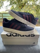 Nowe buty Adidas unisex 44 i 2/3