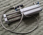 Siłownik kompaktowy z prowadnicami Festo ADVUL-20-50-P-A