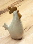 Ceramiczna figurka koguta/kury