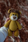 Lew amigurumi handmade maskotka na szydełku szydełkiem miś pluszak