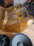 Kolumny estradowe bezbarwne z 1cm plexy