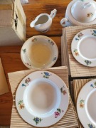 Zastawa porcelanowa 12 osób Książ we Wałbrzychu nie używana 