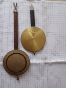 Zabytkowe 2 wahadł od zegara wiszącego