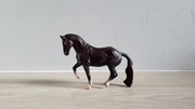 Figurka konia Valegro BREYER STABLEMATES