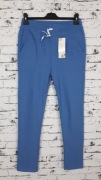 01.Super spodnie kolor niebieski rozm. M/L  72-96cm pas