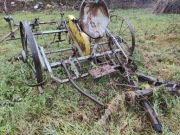 Zgrabiarka i przewracarka konna do ciągnika