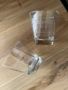 Szklanki do whisky drinkow kolekcjonerskie Tullamore kwadratowe