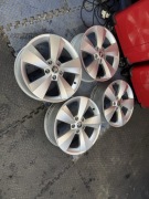 Felgi r17 skoda oryginalne w bdb stanie kodiaq 565601025J