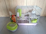 Klatka dla chomika z transporterem i trocinami