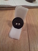 Guzik zrobiony z boratynki