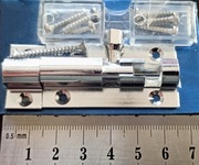 Zasuwka uniwersalna Nowa z mocowaniem