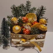 Świąteczny Box Prezentowy ze Słodyczami – ręcznie wykonany